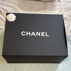 Chanel JUMBO Black Box gift set with White Flower Accent